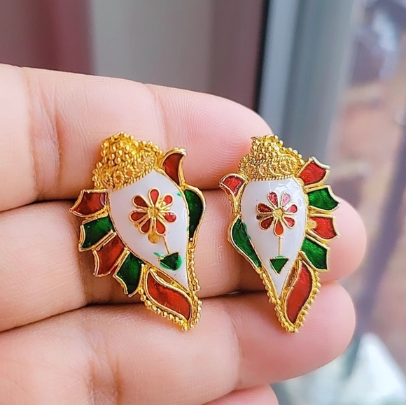 Snail Necklace Set Gold Plated with Hand painted meenakari Art work. 34 Inc - Picture 3 of 6